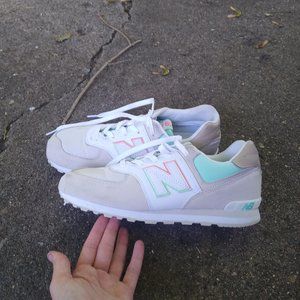 Tan New Balances